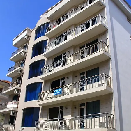 Alexandrov Residence Apartments Апартаменты *