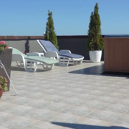 Апартаменты Alexandrov Residence Apartments *