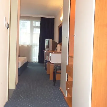 Апартаменты Alexandrov Residence Apartments Несебр